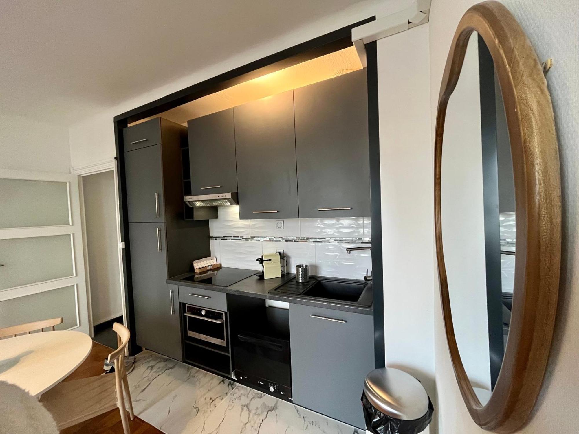 Suite Corneille Lyon Exteriör bild