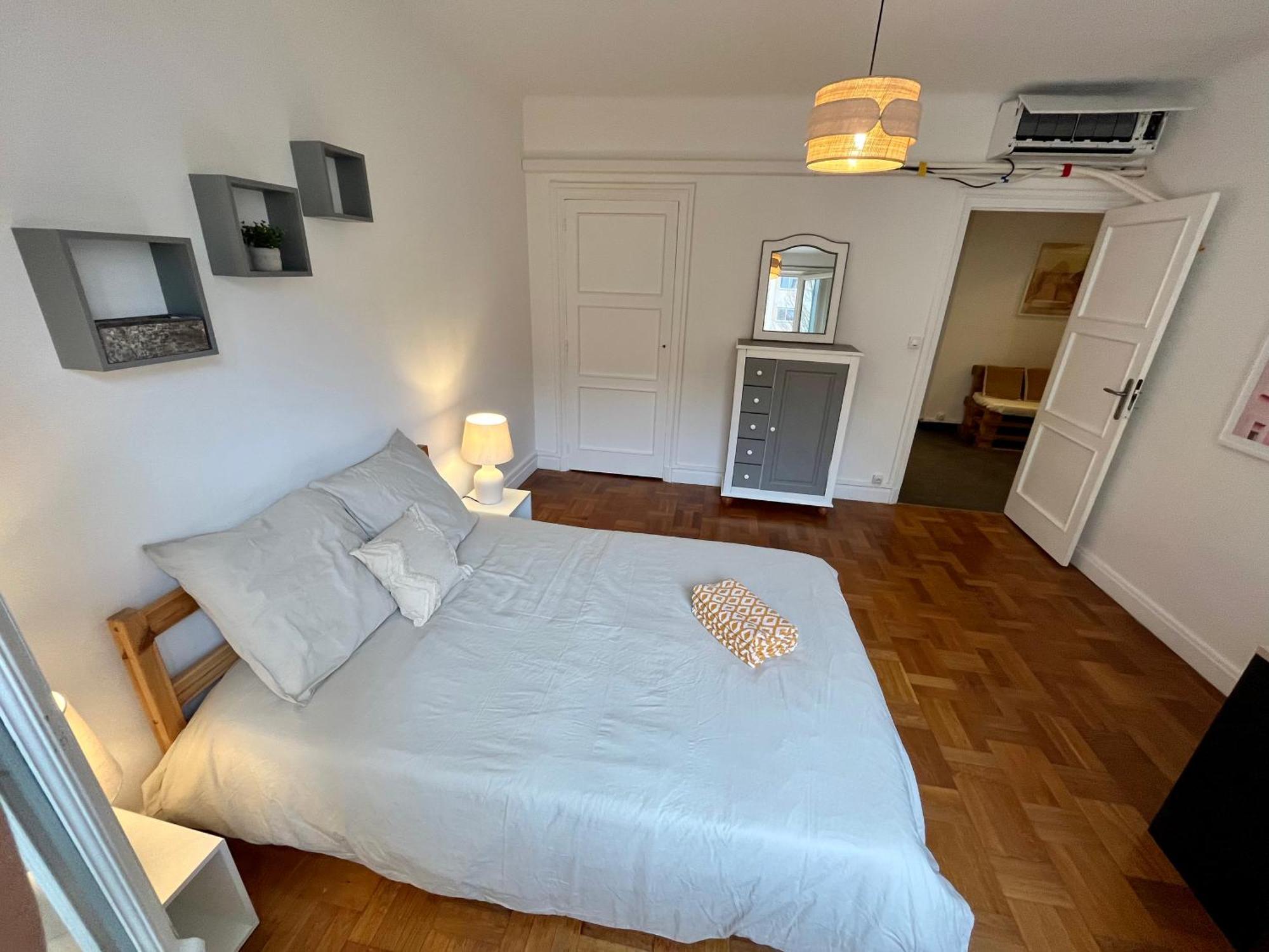Suite Corneille Lyon Exteriör bild